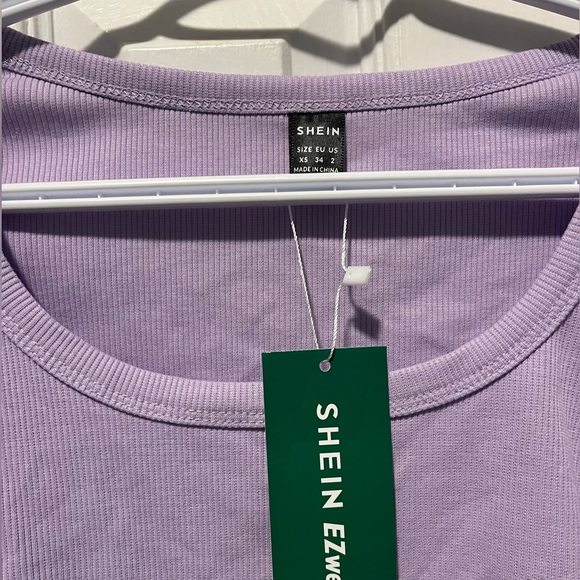 NWT purple crop top - Picture 2 of 2